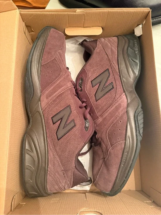 🥉 New Balance 🥉 Men's Suede Sneakers in  Brown