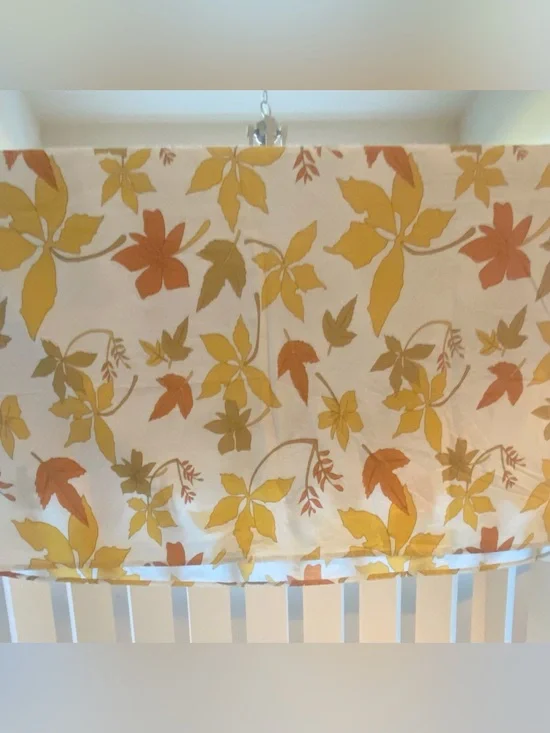 VTG Queen Top Sheet Autumn Leaves Fall Motif 104x94 100% Cotton