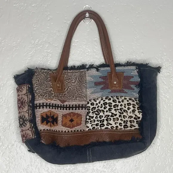 Myra Telluride‎ Tote Southwestern Aztec Animal Print Canvas Bag