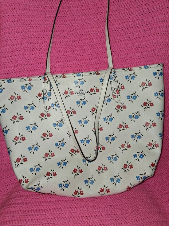 Like New Coach Tote Bag
