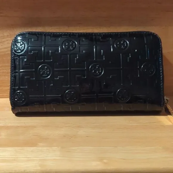 Tory Burch Black Leather Wallet Embossed Logo with Gold Zipper