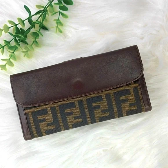 Fendi Monogram Long Wallet‎