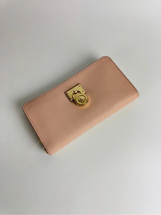 Michael Kors Women Blush Saffiano Leather Wallet