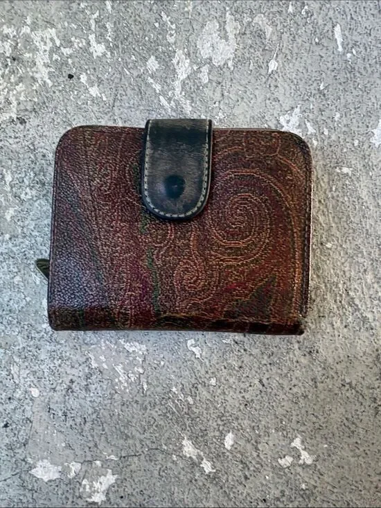 Vintage Etro paisley wallet