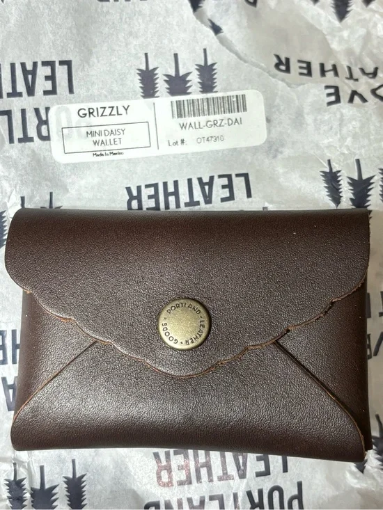 Mini Daisy Wallet - Grizzly Brown Portland Leather Goods