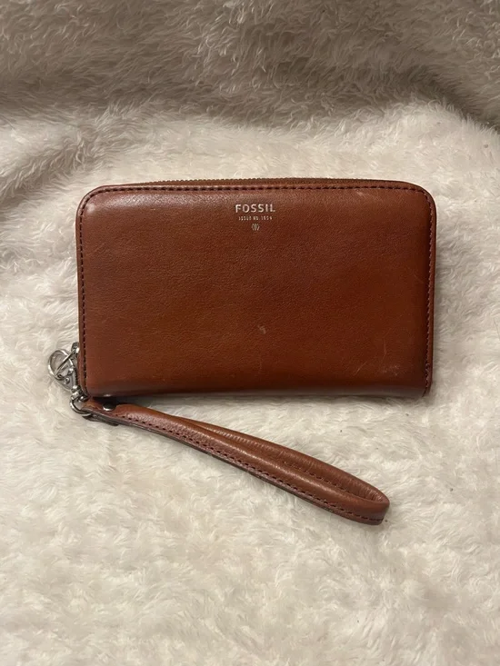 FOSSIL SYDNEY ZIP PHONE WALLET