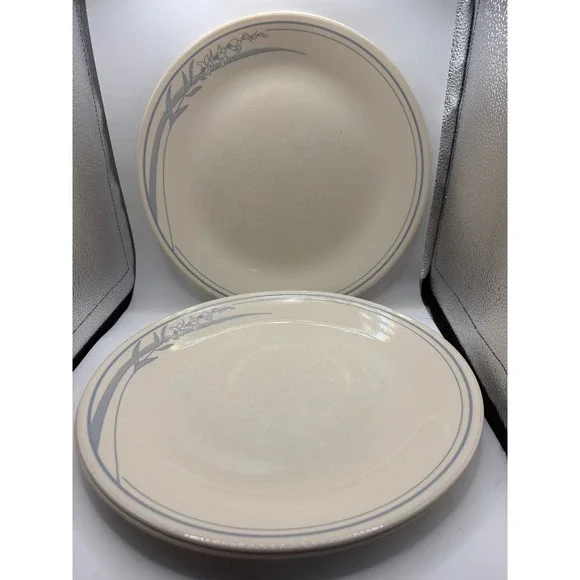 Set of 3 Vintage Corelle Blue Lily Flower Dinner Plates 10.25