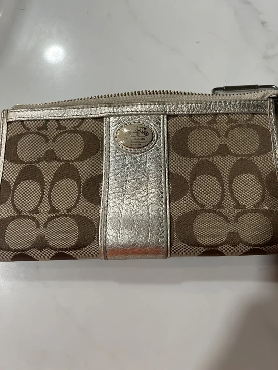 Coach Metallic Trim Signature Canvas Wristlet - Brown/Gold