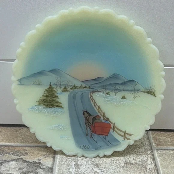 Vintage 1980 Fenton Custard Uranium Glass Hand Painted Winter Sleigh Plate 8