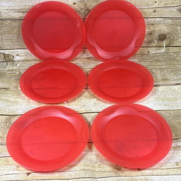 Tupperware  Luncheon Dessert  Plates Open House RED  8 in Set of 6