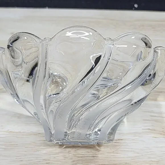 Clear Frosted Swirl Art Glass Decorative Bowl 6