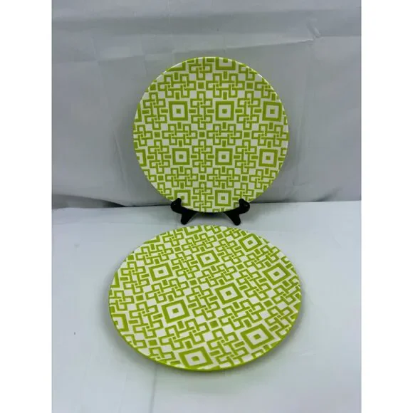 2 Crate & Barrel CHASE Salad Plates Kate Spain Lime/Green 8 1/2