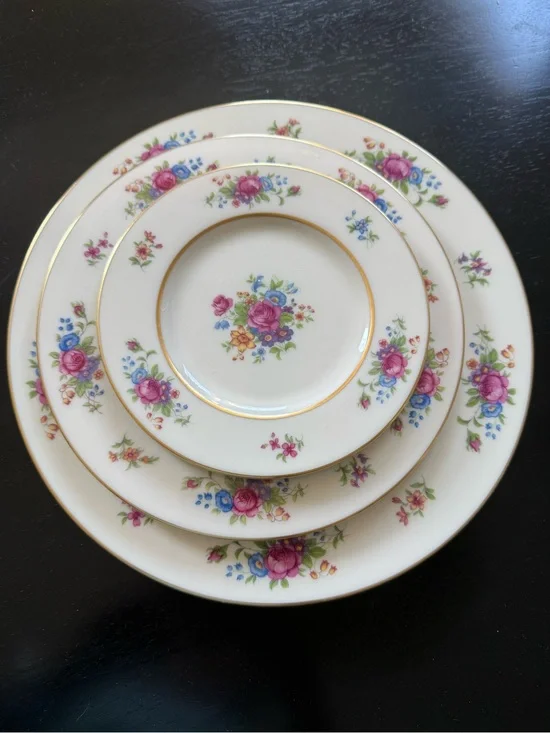 Lenox Floral Rose Bone China Dinner Plates in Pink, Blue and Gold Trim