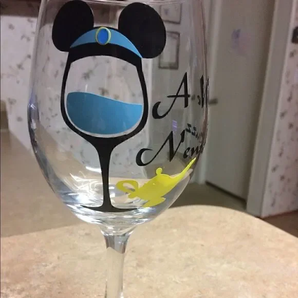 Disney Aladdin Jasmine wine glass