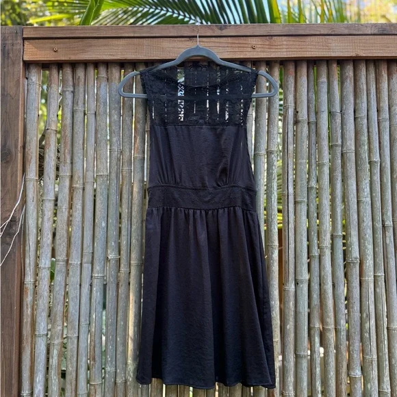 Free people black‎ small dress