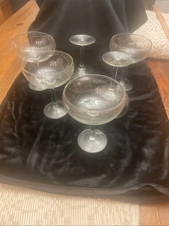 Clear Coupe Glasses Set - Elegant Clear Glass Coupes (Set of 6)