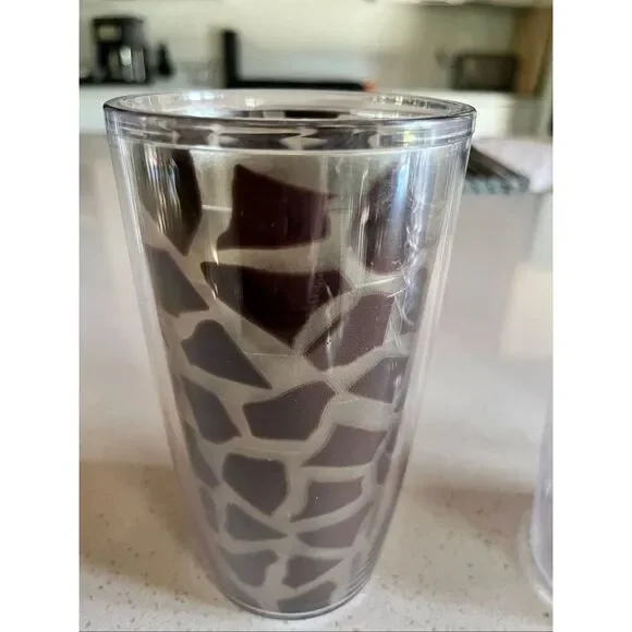 Tervis 16 oz. Classic Insulated Tumbler Cup Giraffe Print