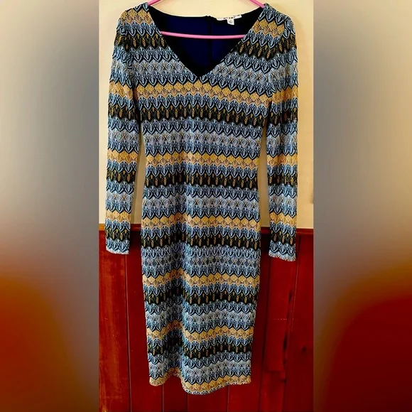 MIAMI size SMALL midi earth tone midi dress.  V-neck, long sleeves.