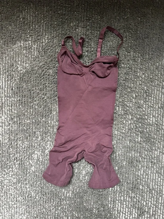 SKIMS Seamless Sculpt Mid Thigh Bodysuit Cocoa Brown Shapewear, S