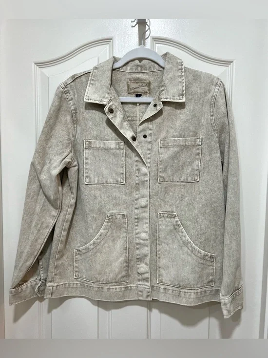 Sandwashed Beige Button-Down Shacket Jacket NWT