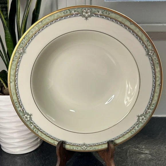 Mikasa Emerald Park LAP34 Green & Gold‎ Porcelain 10