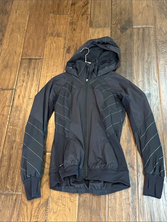 Lululemon Women’s Black Hooded Performance Jacket