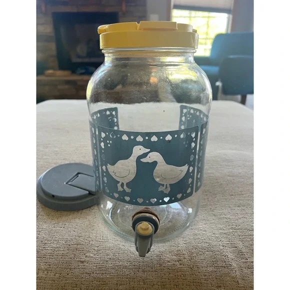 Vintage Glass Sun Tea Jar 1 Gallon‎ Blue Kissing Ducks Hearts Yellow Flip Lid