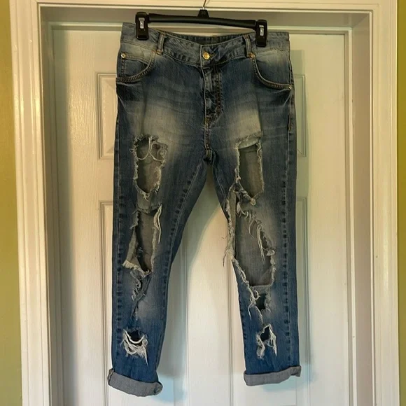 AMN Madness National - medium washed distressed blue jeans - size 28