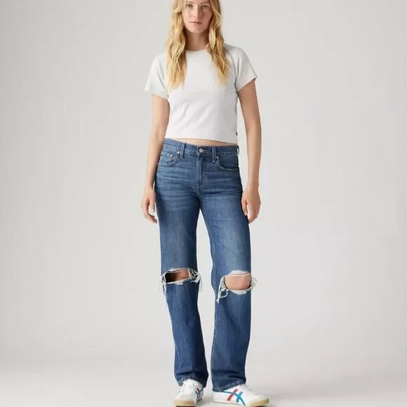 NWT Levi's Low Pro Distressed Jeans, Size 27