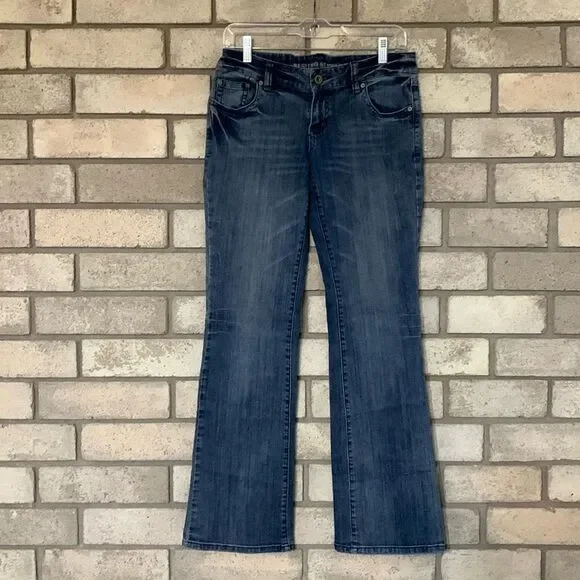 3for$20 jeans size 7 junior