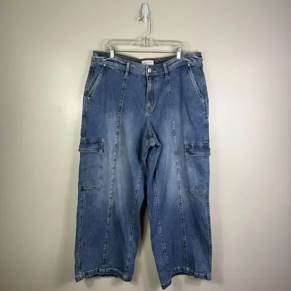 Lane Bryant Women’s Jeans Mid-Rise Cargo Size 18