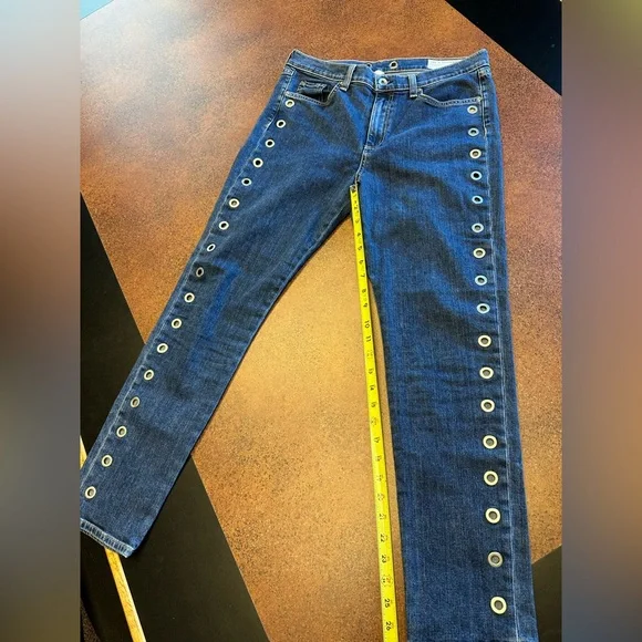 RAG & BONE 10” Dre Slim Boyfriendbd Straight Grommet Embellished Jeans 31