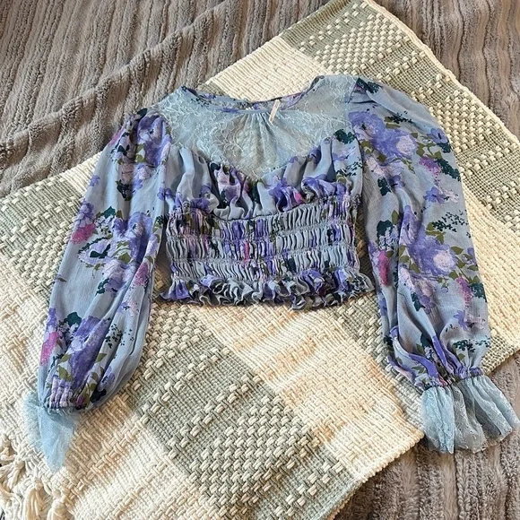 Free people women’s cropped long sleeve