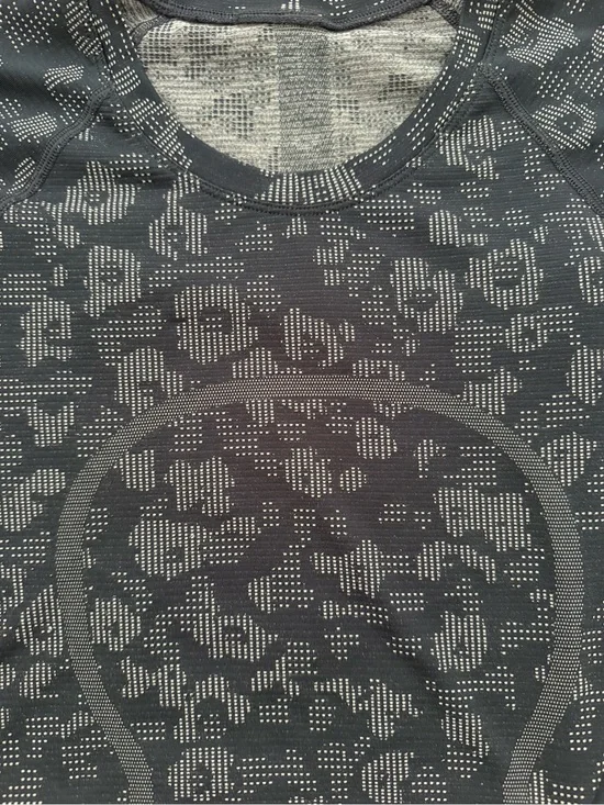 Lululemon Swiftly Tech Short Sleeve