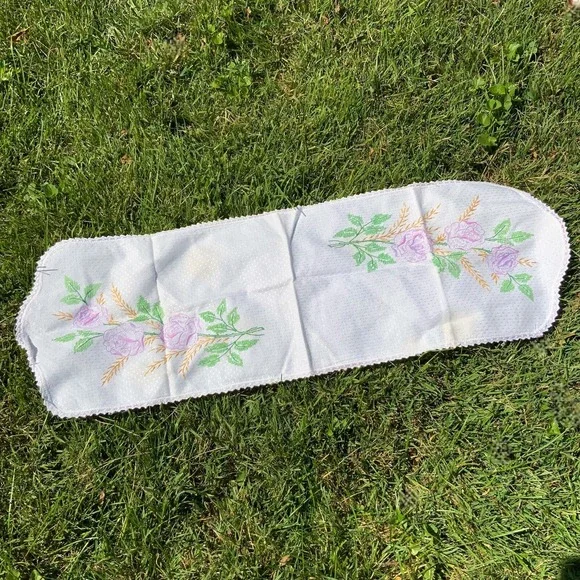 Vintage Embroidered‎ Floral Table Runner Cloth White Purple Green Flowers