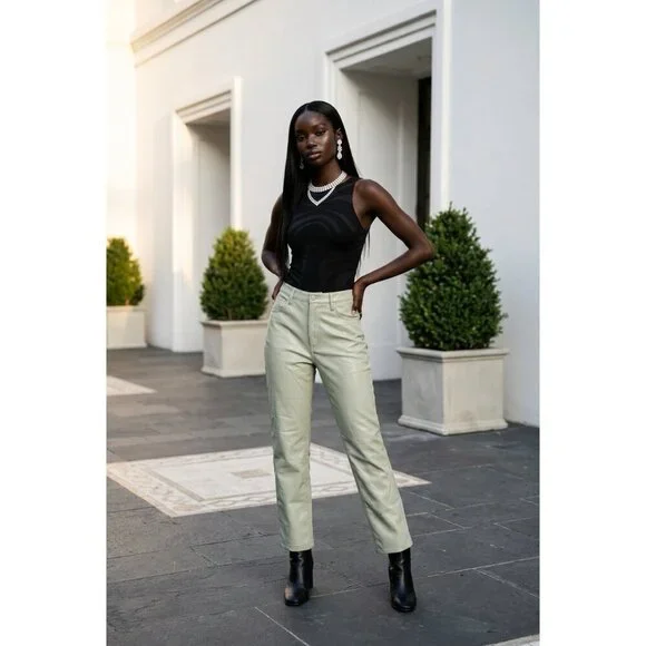 Abercrombie & Fitch 90s Straight Vegan‎ Leather High Rise