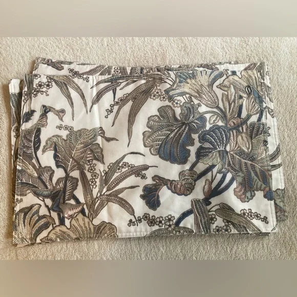 Botanical Floral Fabric Placemats Set of 5 Neutral & Blue Tones