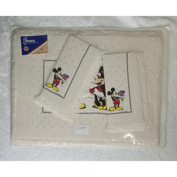 NEW Vintage Disney Mickey & Minnie Mouse Placemat & Napkin Set of 4 Cream Fringe