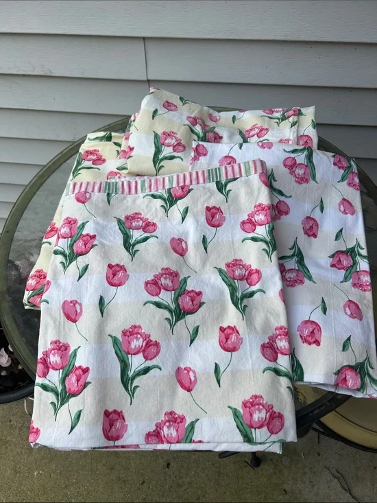 Four Matching Floral Pink Tulip Tablecloths
