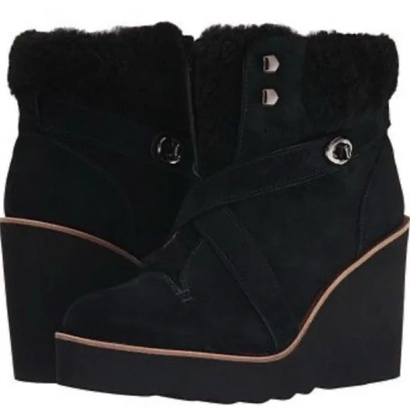 Coach Kenna Shearling Suede Black Leather  Wedge Booties Ankle Boots Size 7.5