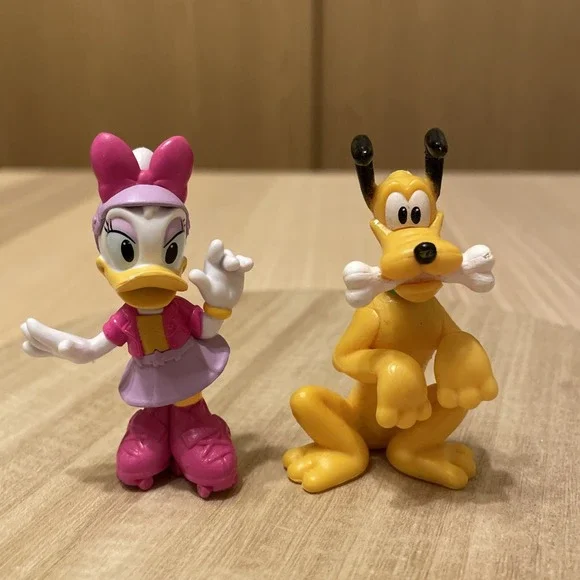 Disney Daisy Duck Purple Skirt Roller Skates & Pluto PVC Figure Lot Mickey Club