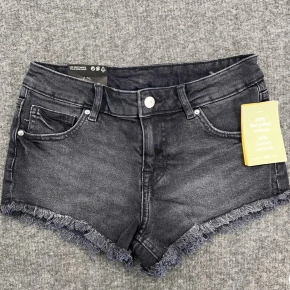 HM Divided Womens Low Waist Denim Shorts Washed Black‎ Frayed Hem Size 4 NEW