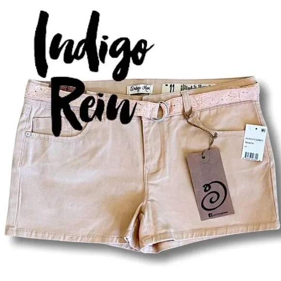 Indigo Rein Lace Belted Casual Shorts • Size 11 • NWT