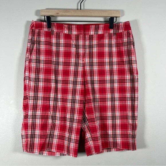 New York & Company Manhattan Chino Women’s Red Plaid Shorts Size 12