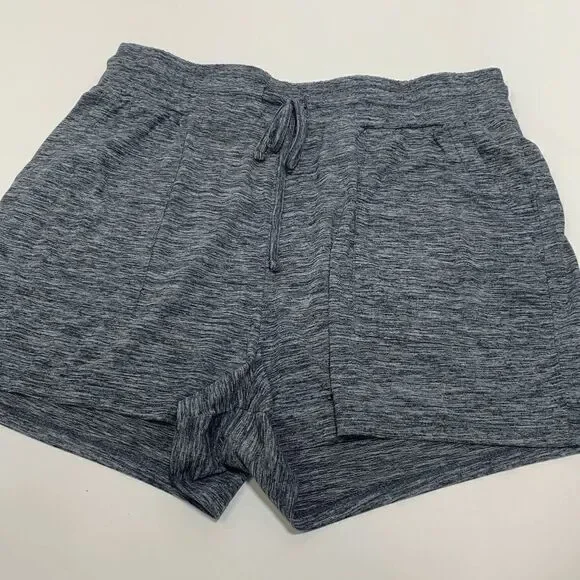 Halston Studio Womens Athletic Comfort Shorts Yoga Gym Activewear Gray Sz Medium