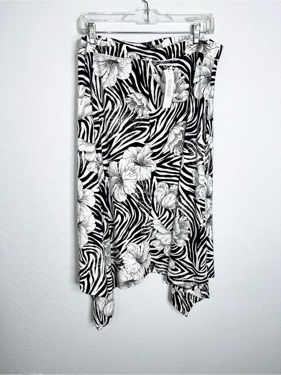 Chico's Zebra Skirt Womens Large 12 2 Handkerchief Hem Floral Maxi C5