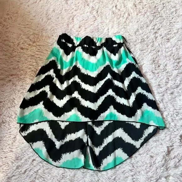 Y2K Chevron Skater‎ 2000s Flirty Scenecore Whimsical High Low Asymmetrical Skirt