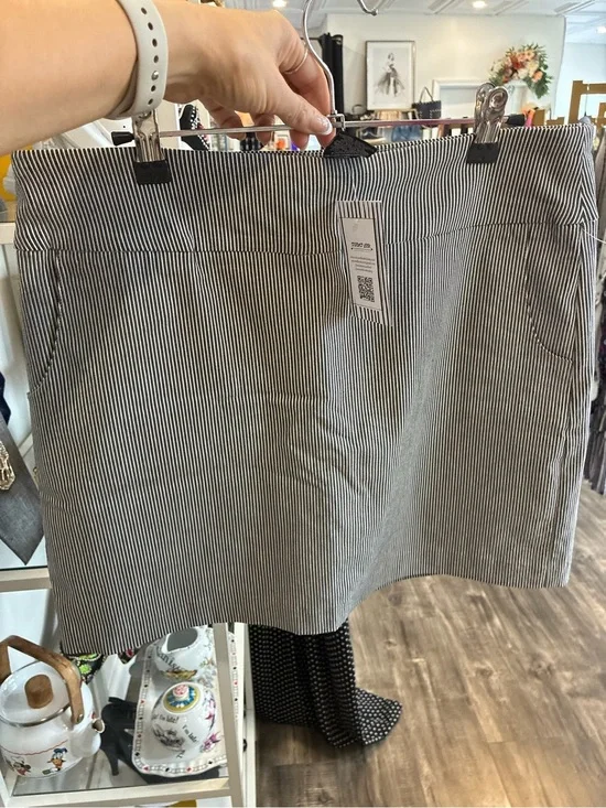 Zac & Rachel Striped Black and White Mini Skirt
