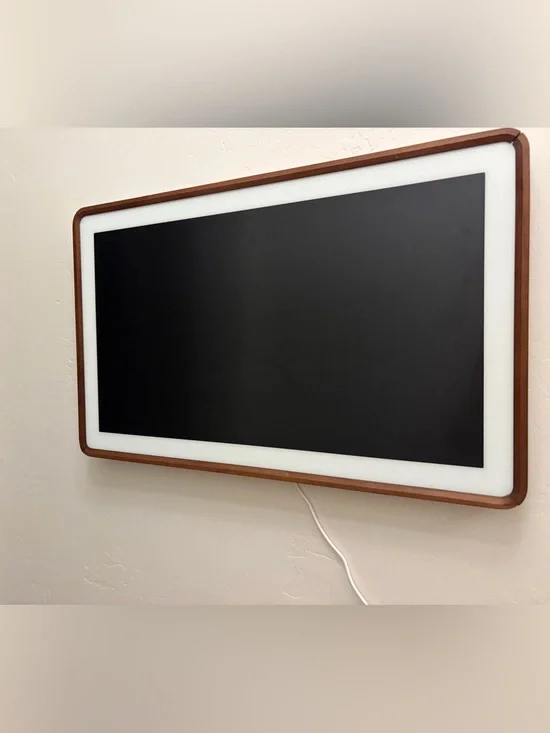 Skylight Calendar Max 27” + Extra Wood Frame – Like New
