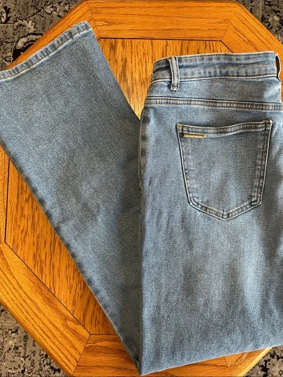 *MICHAEL KORS* Light Blue Denim Jeans w/ Front Split Leg Size 12